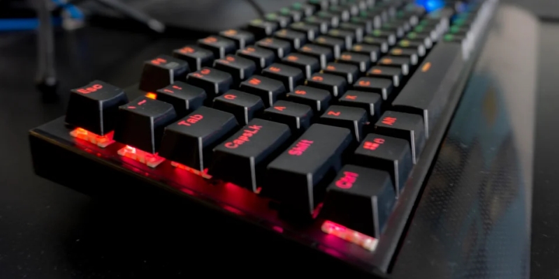 Redragon tastatura Kala K557 RGB sa pozadinskim osvetljenjem